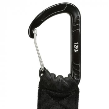 Two carabiners allow different attachment configurations